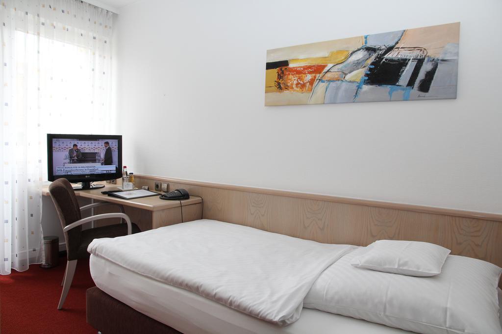 Hotel Vetter Нюртинген Номер фото